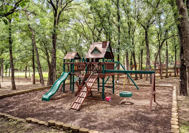 Photo 3 of Sale Pending at 3451 Serendipity Hills Trl, Corinth, TX 76210 | MLS# 21279143 | Listing updated on 2026-09-14