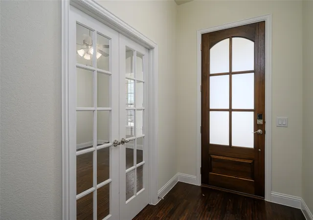 Photo 4 of Sale Pending at 504 Quartz St, Sherman, TX 75092 | MLS# 21279249 | Listing updated on 2026-09-28