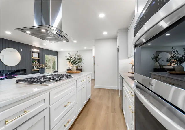Photo 4 of Sale Pending at 9110 Westglen Dr, Dallas, TX 75228 | MLS# 21277707 | Listing updated on 2026-08-03