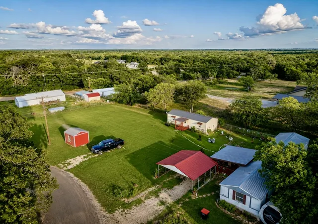 Photo 3 of Multi family home for sale at 112 Woodlake Ln, Axtell, TX 76624 | MLS# 21279640 | Listing updated on 2026-09-09