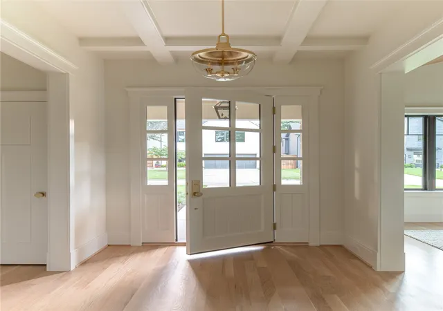 Photo 2 of Sale Pending at 6954 Santa Maria Ln, Dallas, TX 75214 | MLS# 21279405 | Listing updated on 2026-09-11