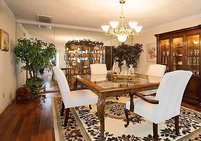 Photo 3 of Sale Pending at 6615 Lyndon B Johnson Fwy, Dallas, TX 75240 | MLS# 21272782 | Listing updated on 2026-07-31