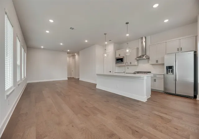 Photo 3 of Sale Pending at 901 Ash Rd, Plano, TX 75075 | MLS# 21279536 | Listing updated on 2026-09-08