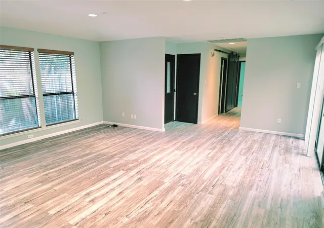 Photo 4 of Single family home for sale at 3038 Modella Ave, Dallas, TX 75229 | MLS# 21278682 | Listing updated on 2026-09-09