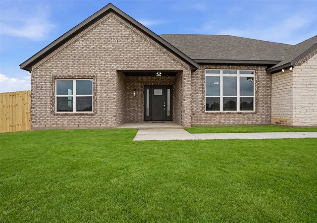 Photo 3 of Single family home for sale at 6720 County Road 302, Grandview, TX 76050 | MLS# 21273912 | Listing updated on 2026-09-09