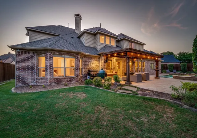 Photo 4 of Single family home for sale at 10936 Cortez Ct, Frisco, TX 75033 | MLS# 21278866 | Listing updated on 2026-09-08