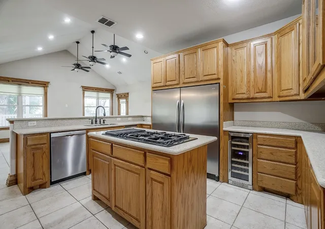 Photo 3 of House for sale at 5520 Dido Hicks Rd, Fort Worth, TX 76179 | MLS# 21280161 | Listing updated on 2026-09-09