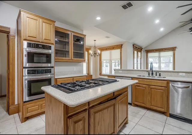 Photo 4 of House for sale at 5520 Dido Hicks Rd, Fort Worth, TX 76179 | MLS# 21280161 | Listing updated on 2026-09-09