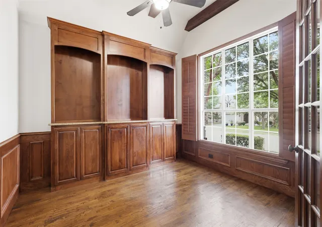 Photo 4 of Single family home for sale at 6417 Canyon Crest Dr, Mc Kinney, TX 75071 | MLS# 21279803 | Listing updated on 2026-09-13