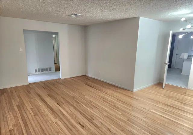 Photo 2 of Single family home for sale at 1838 Oak Hill Cir, Dallas, TX 75217 | MLS# 21280323 | Listing updated on 2026-09-18