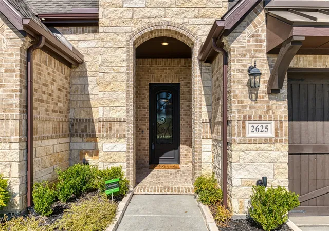 Photo 3 of Single family home for sale at 2625 Somerset Ln, Celina, TX 75009 | MLS# 21279840 | Listing updated on 2026-09-11