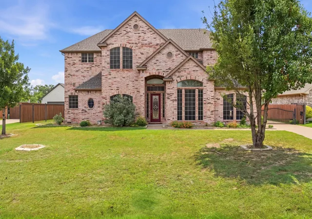 Photo 1 of Single family home for sale at 1013 Telford Trl, Crowley, TX 76036 | MLS# 21276180 | Listing updated on 2026-09-13