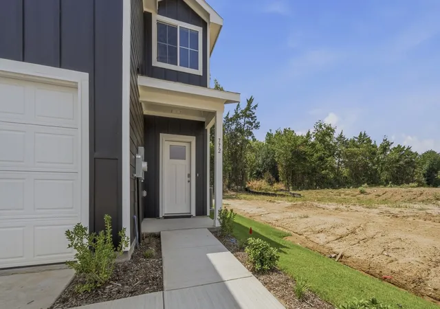Photo 1 of Sale Pending at 772 Stonewood Dr, Sulphur Springs, TX 75482 | MLS# 21280723 | Listing updated on 2026-09-08