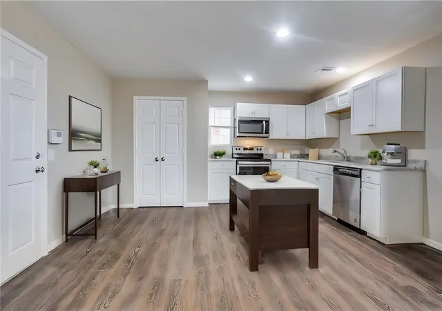 Photo 3 of Sale Pending at 3243 Buckskin Dr, Dallas, TX 75241 | MLS# 21280851 | Listing updated on 2026-07-31