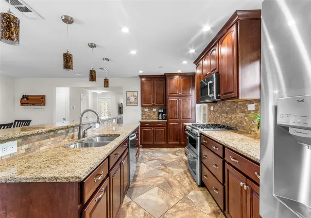 Photo 3 of Single family home for sale at 2530 Springhill Dr, Dallas, TX 75228 | MLS# 21269179 | Listing updated on 2026-10-04