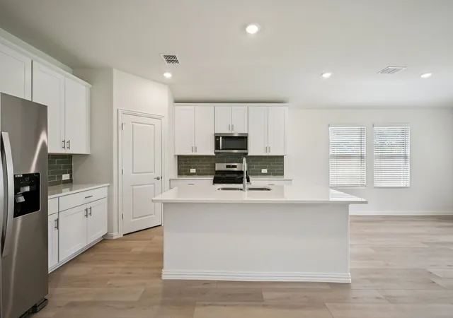Photo 1 of Single family home for sale at 4028 Palestine Dr, Farmersville, TX 75442 | MLS# 21280536 | Listing updated on 2026-07-31
