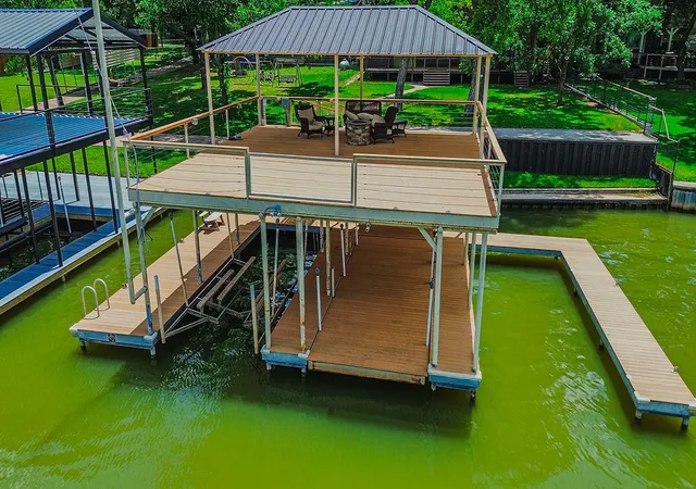 Photo 2 of Single family home for sale at 179 E El Camino Real, Weatherford, TX 76087 | MLS# 21281327 | Listing updated on 2026-09-13