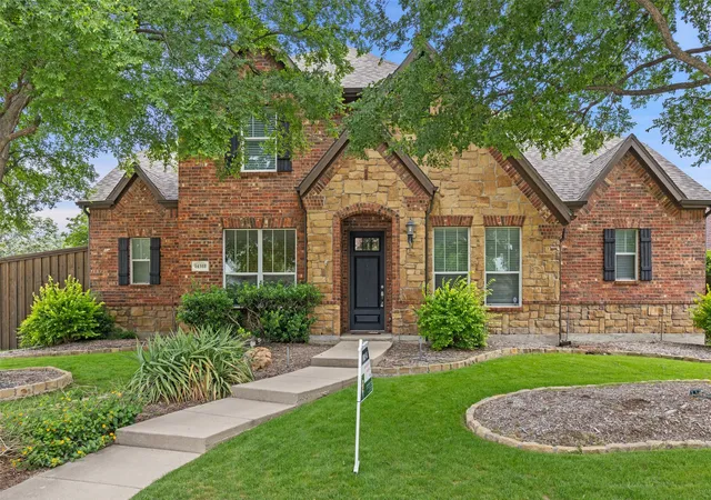 Photo 2 of Single family home for sale at 14518 Alstone Dr, Frisco, TX 75035 | MLS# 21281526 | Listing updated on 2026-09-11