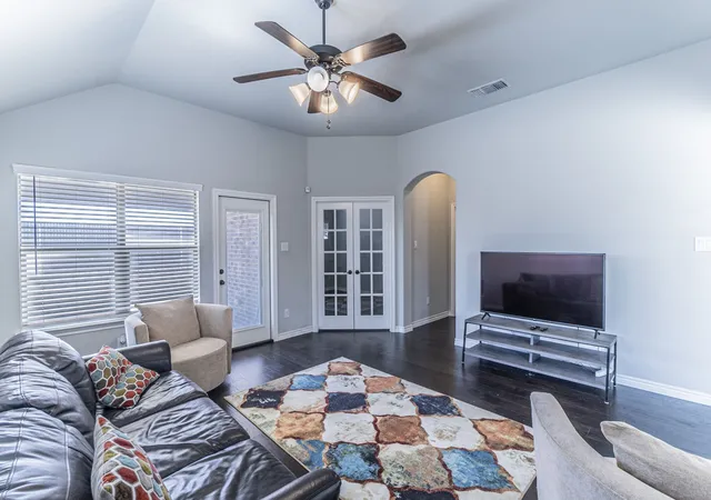 Photo 3 of Single family home for sale at 1901 Maplewood Dr, Red Oak, TX 75154 | MLS# 21266926 | Listing updated on 2026-09-12