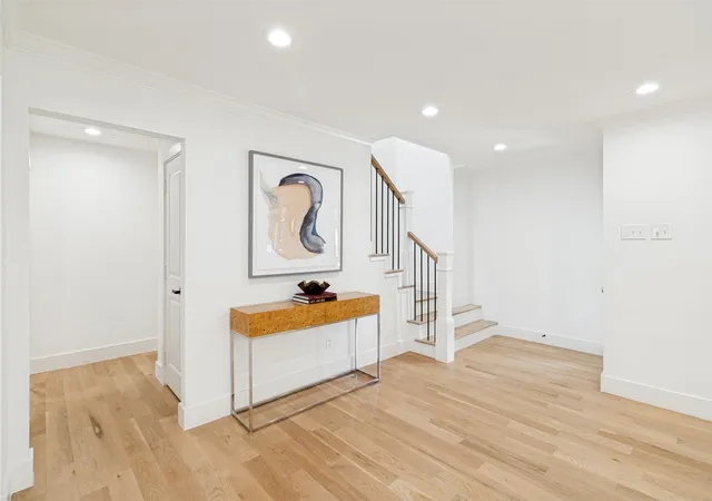 Photo 3 of Single family home for sale at 6905 Wabash Cir, Dallas, TX 75214 | MLS# 21281661 | Listing updated on 2026-09-20