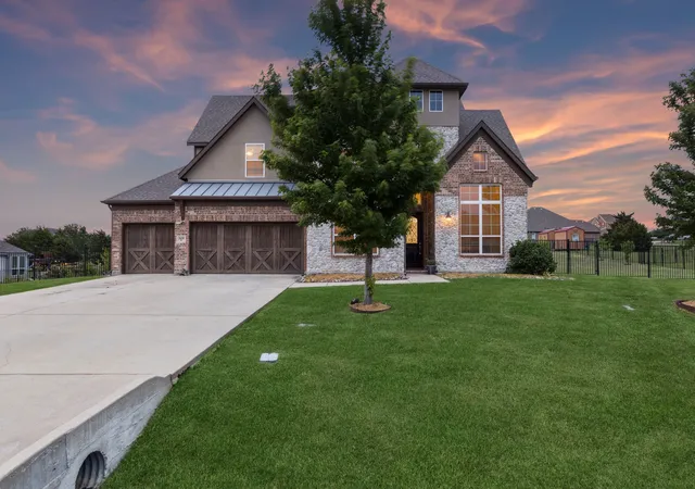 Photo 1 of Single family home for sale at 2610 Sunset Bay Ln, Nevada, TX 75173 | MLS# 21281776 | Listing updated on 2026-07-29