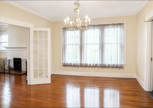 Photo 3 of Single family home for sale at 1500 Bonham St, Commerce, TX 75428 | MLS# 21281154 | Listing updated on 2026-09-21