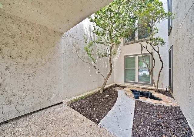 Photo 3 of Sale Pending at 12574 Burninglog Ln, Dallas, TX 75243 | MLS# 21278710 | Listing updated on 2026-09-09