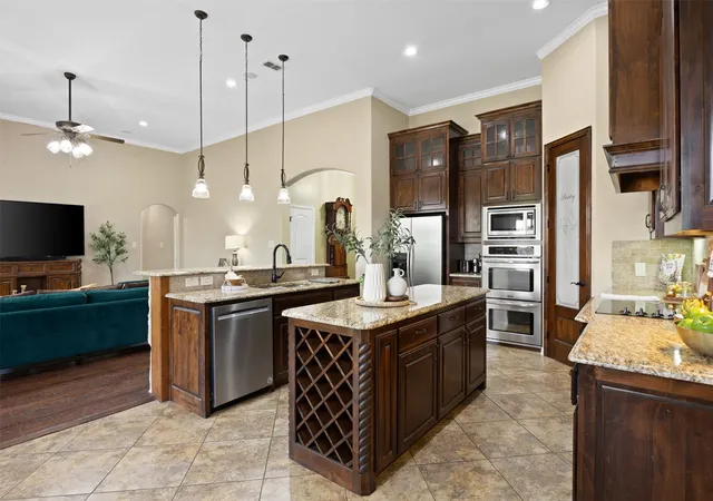 Photo 1 of Single family home for sale at 8230 Glenwick Dr, Waxahachie, TX 75167 | MLS# 21281903 | Listing updated on 2026-09-13