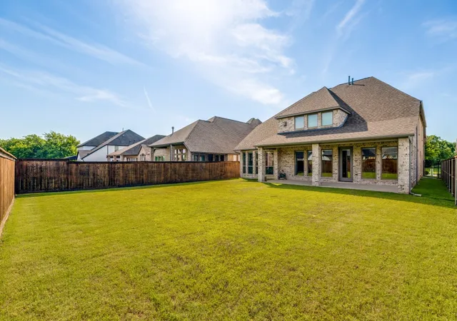 Photo 3 of Single family home for sale at 2491 Meadowbrook Blvd, Prosper, TX 75078 | MLS# 21282002 | Listing updated on 2026-10-06