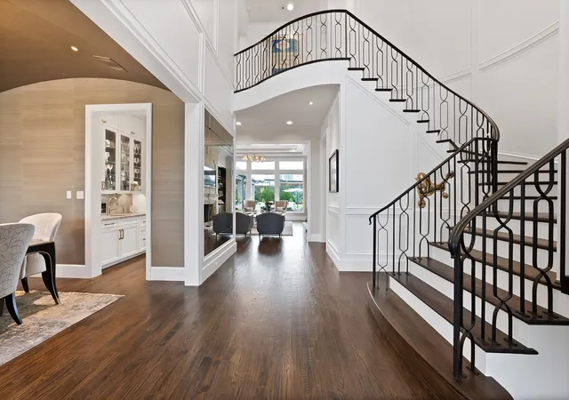 Photo 3 of Single family home for sale at 1752 Courtland Dr, Frisco, TX 75034 | MLS# 21279062 | Listing updated on 2026-09-13
