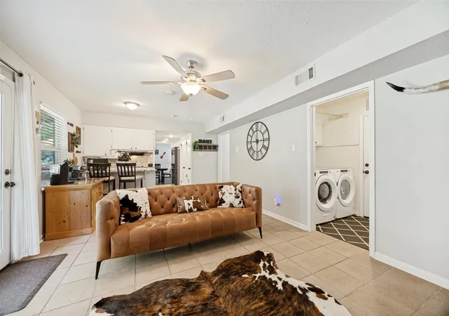 Photo 3 of Single family home for sale at 1510 W Mcgee St, Sherman, TX 75092 | MLS# 21282647 | Listing updated on 2026-09-08
