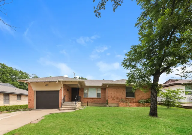 Photo 1 of Sale Pending at 7431 Piedmont Dr, Dallas, TX 75227 | MLS# 21275318 | Listing updated on 2026-09-14
