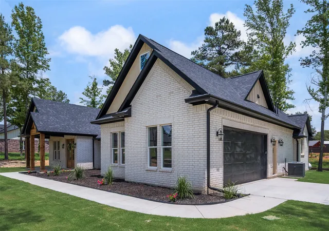 Photo 39 of Single family home for sale at 17404 County Road 479, Lindale, TX 75771 | MLS# 21282780 | Listing updated on 2026-10-04