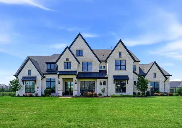 Photo 3 of Mansion for sale at 4813 Cheshire Ln, Allen, TX 75002 | MLS# 21223090 | Listing updated on 2026-10-05