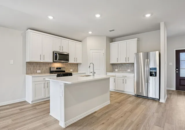Photo 1 of Sale Pending at 3057 Texoma Blvd, Farmersville, TX 75442 | MLS# 21282233 | Listing updated on 2026-09-11