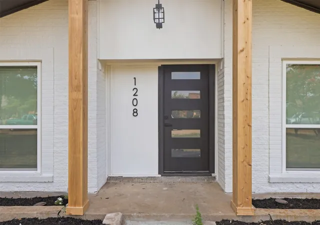 Photo 3 of Single family home for sale at 1208 Berkeley Dr, Richardson, TX 75081 | MLS# 21282637 | Listing updated on 2026-09-12