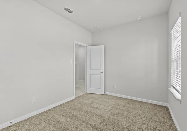 Photo 4 of Single family home for sale at 4372 Mill Stream Ln, Crowley, TX 76036 | MLS# 21283212 | Listing updated on 2026-10-21