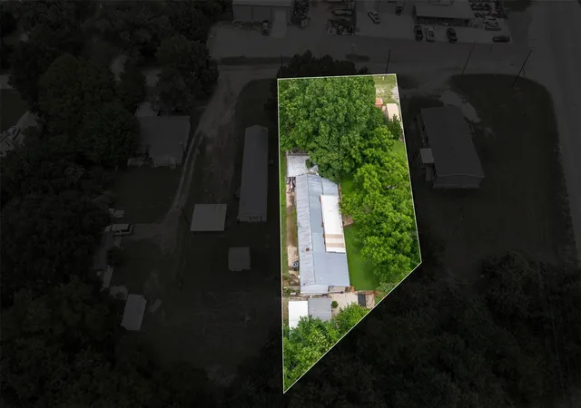 Photo 1 of Manufactured home for sale at 103 Syble Jean Dr, Burleson, TX 76028 | MLS# 21277512 | Listing updated on 2026-07-31
