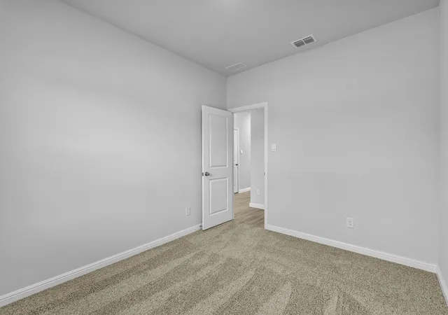 Photo 4 of Single family home for sale at 9705 Austin Hollow Rd, Crowley, TX 76036 | MLS# 21283305 | Listing updated on 2026-10-21
