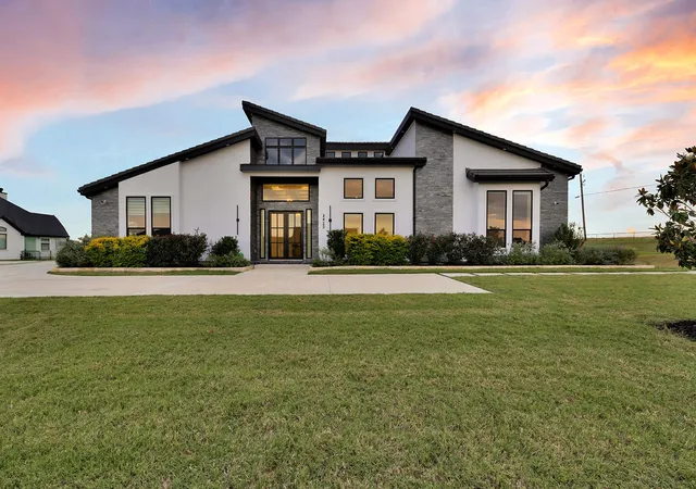 Photo 1 of Single family home for sale at 3425 Northwest Xing, Justin, TX 76247 | MLS# 21266695 | Listing updated on 2026-09-30