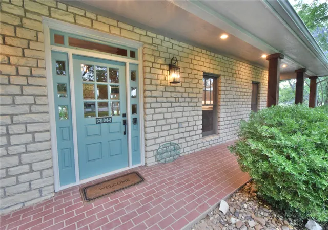 Photo 3 of Single family home for sale at 6405 Secretariat Ct, Granbury, TX 76049 | MLS# 21283477 | Listing updated on 2026-09-13