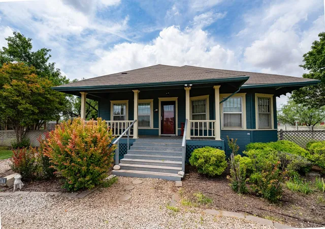 Photo 2 of Sale Pending at 911 23rd St, Anson, TX 79501 | MLS# 21283648 | Listing updated on 2026-09-29