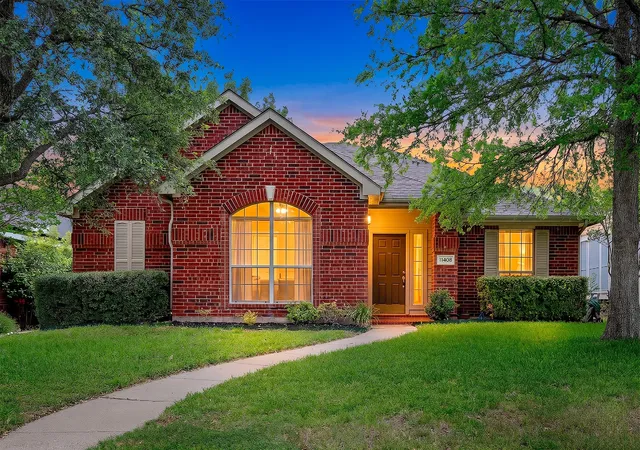 Photo 1 of Sale Pending at 11408 Clover Knoll Dr, Frisco, TX 75035 | MLS# 21281045 | Listing updated on 2026-09-09