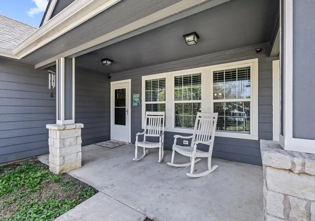 Photo 3 of Sale Pending at 608 E Shepherd St, Denison, TX 75021 | MLS# 21281642 | Listing updated on 2026-09-28
