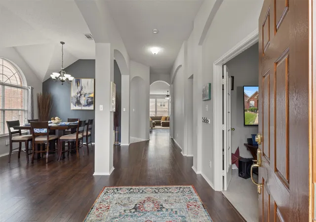 Photo 3 of Single family home for sale at 5025 Vineyard Ln, Mc Kinney, TX 75070 | MLS# 21283622 | Listing updated on 2026-09-13