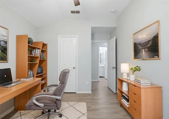 Photo 4 of Sale Pending at 238 Creek Cove Dr, Dallas, TX 75217 | MLS# 21281964 | Listing updated on 2026-10-05