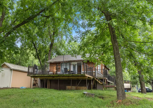 Photo 1 of Single family home for sale at 7085 Horseshoe Bend Trl, Weatherford, TX 76087 | MLS# 21279430 | Listing updated on 2026-09-22
