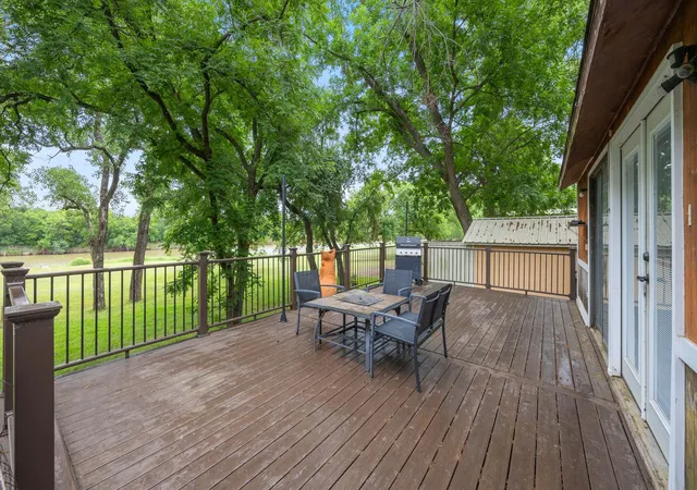 Photo 3 of Single family home for sale at 7085 Horseshoe Bend Trl, Weatherford, TX 76087 | MLS# 21279430 | Listing updated on 2026-09-15