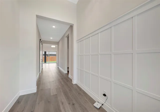 Photo 3 of Single family home for sale at 5639 Scotsman Trl, Arlington, TX 76017 | MLS# 21284348 | Listing updated on 2026-09-08