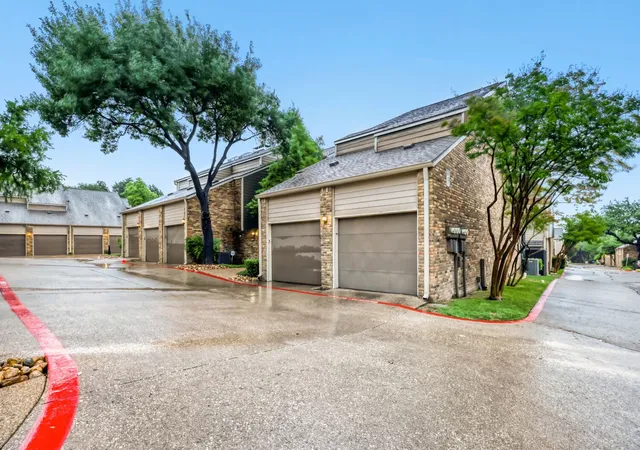 Photo 2 of Condo for sale at 5616 Preston Oaks Rd #1301, Dallas, TX 75254 | MLS# 21277178 | Listing updated on 2026-07-30